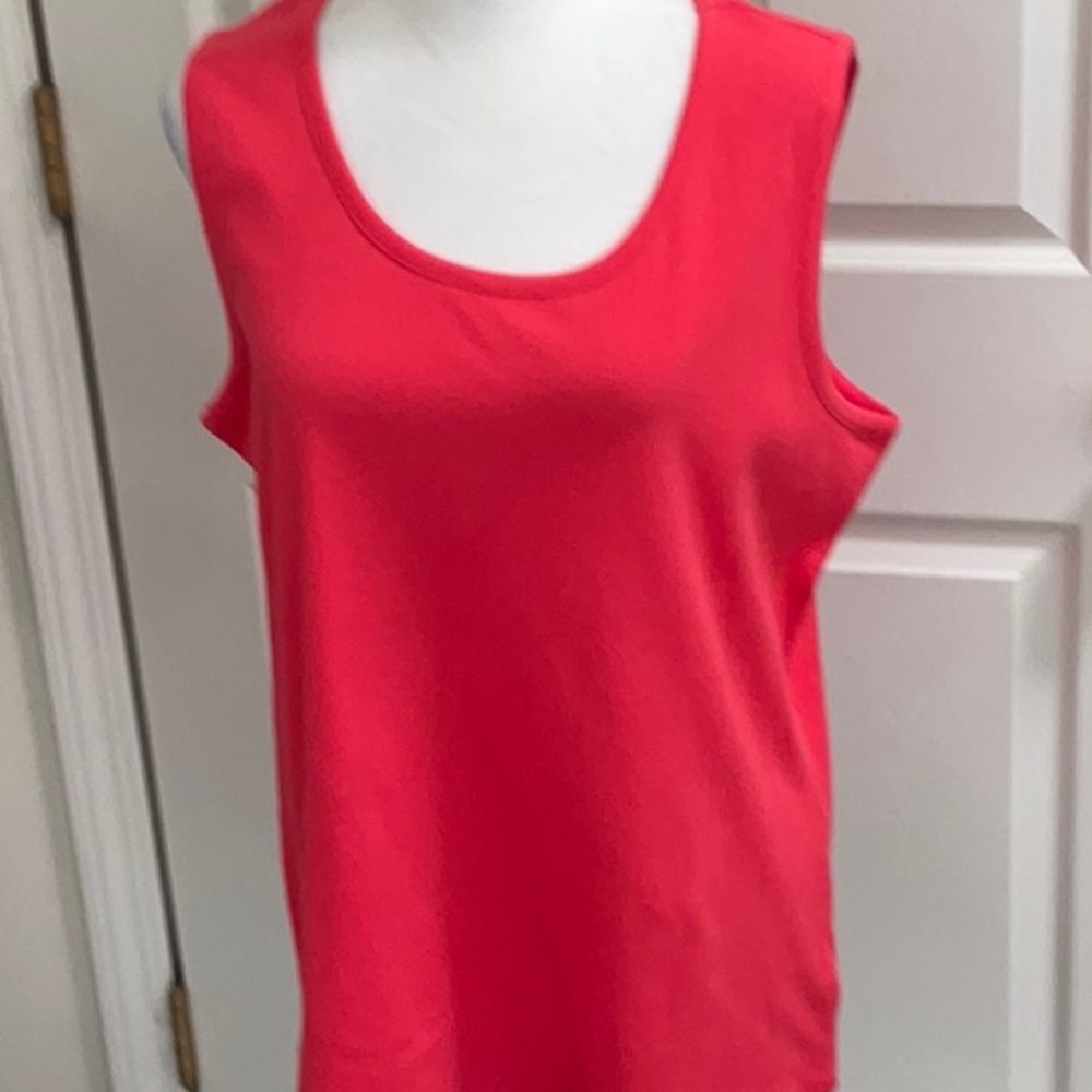 LIZ CLAIBORNE TANK TOP NWOT SIZE LARGE